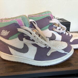 Nike High-Top Sneakers in Purple and White